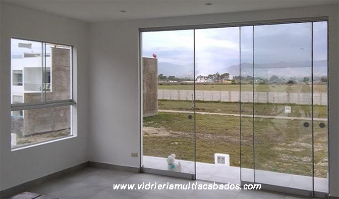 Ventanas y Mamparas de Vidrio - Sistema Nova